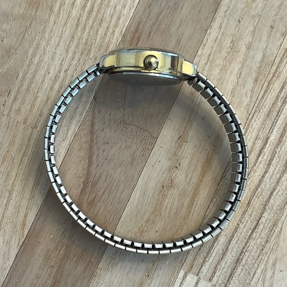 Carriage Ladies Watch Indiglo White Dial Two Tone Stretch Stainless Bracelet - Picture 5 of 8